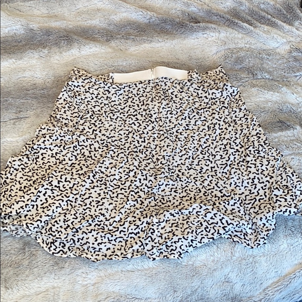 Fun party skirt - Picture 3 of 3